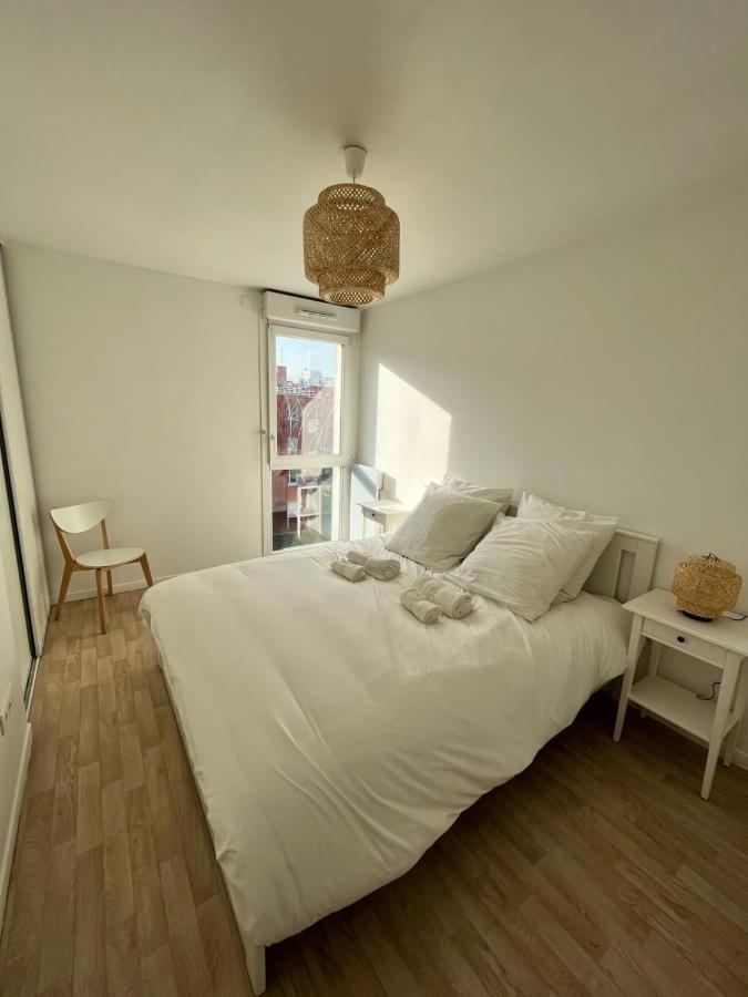 Modern And Bright Apartment Near Paris La Courneuve Exterior photo