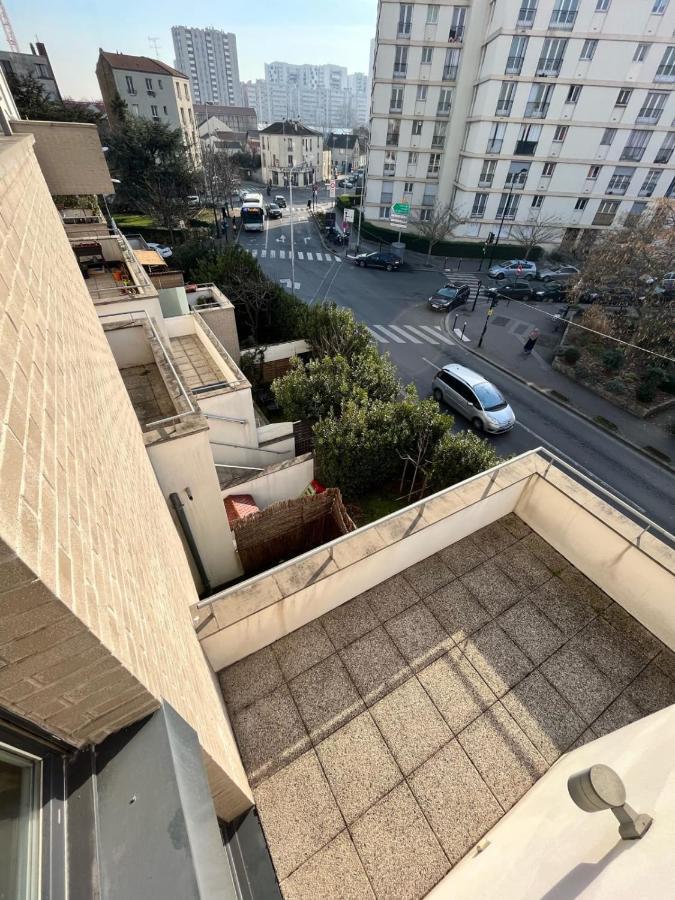 Modern And Bright Apartment Near Paris La Courneuve Exterior photo